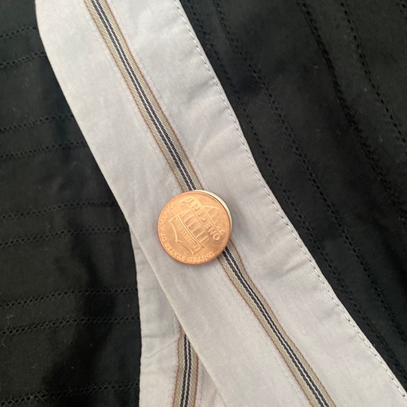 I am not selling it looking to purchase one Chanel Coco buttons - Picture 2 of 3